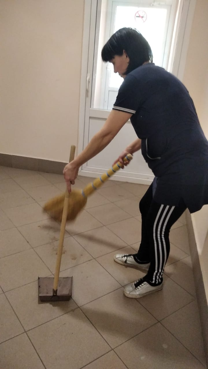 Уборка этажей и пожарной лестницы по адресу: ул.Панфилова, д.25